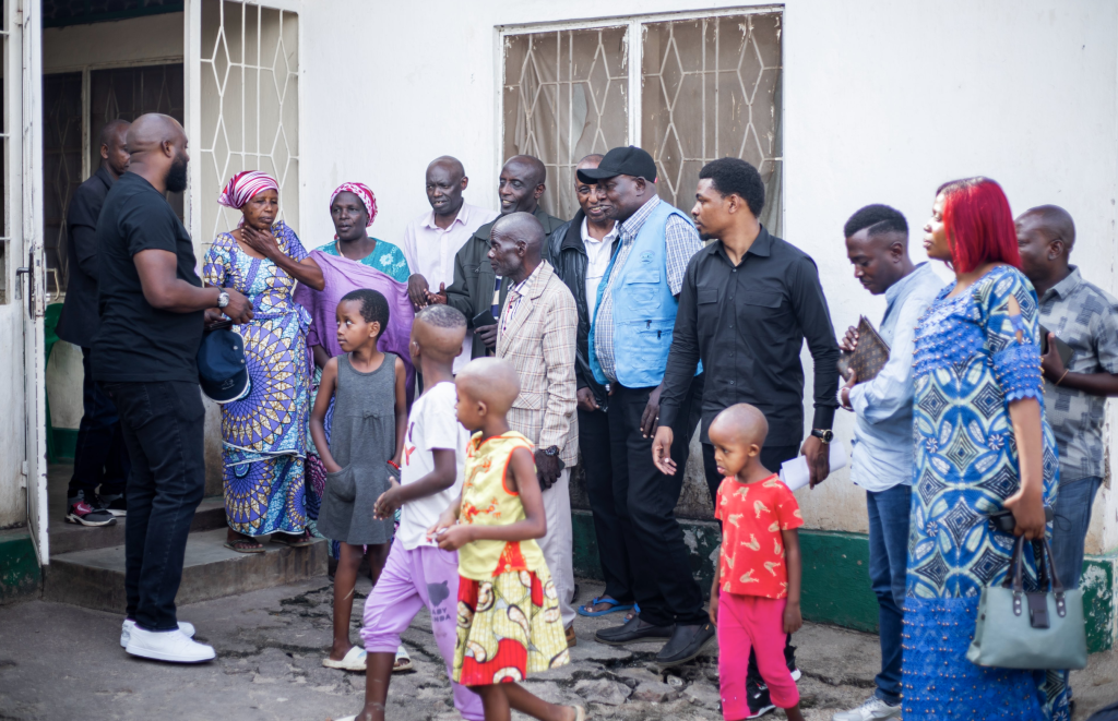 « Je joins ma voix à celle de la communauté Banyamulenge d’Uvira en sollicitant le soutien du Gouvernement central, pour aider ces familles sinistrées à regagner leurs domiciles habituels »
